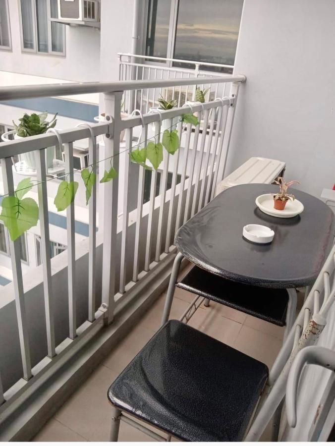 מנילה Myrvin At Grass Residences, Qc מראה חיצוני תמונה