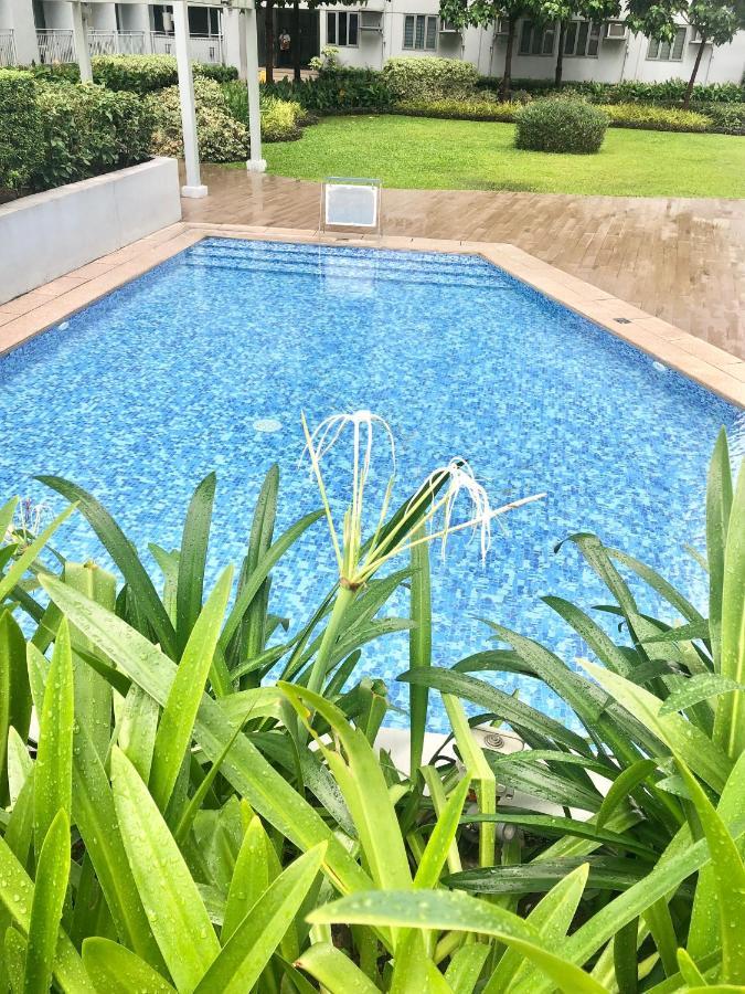 מנילה Myrvin At Grass Residences, Qc מראה חיצוני תמונה