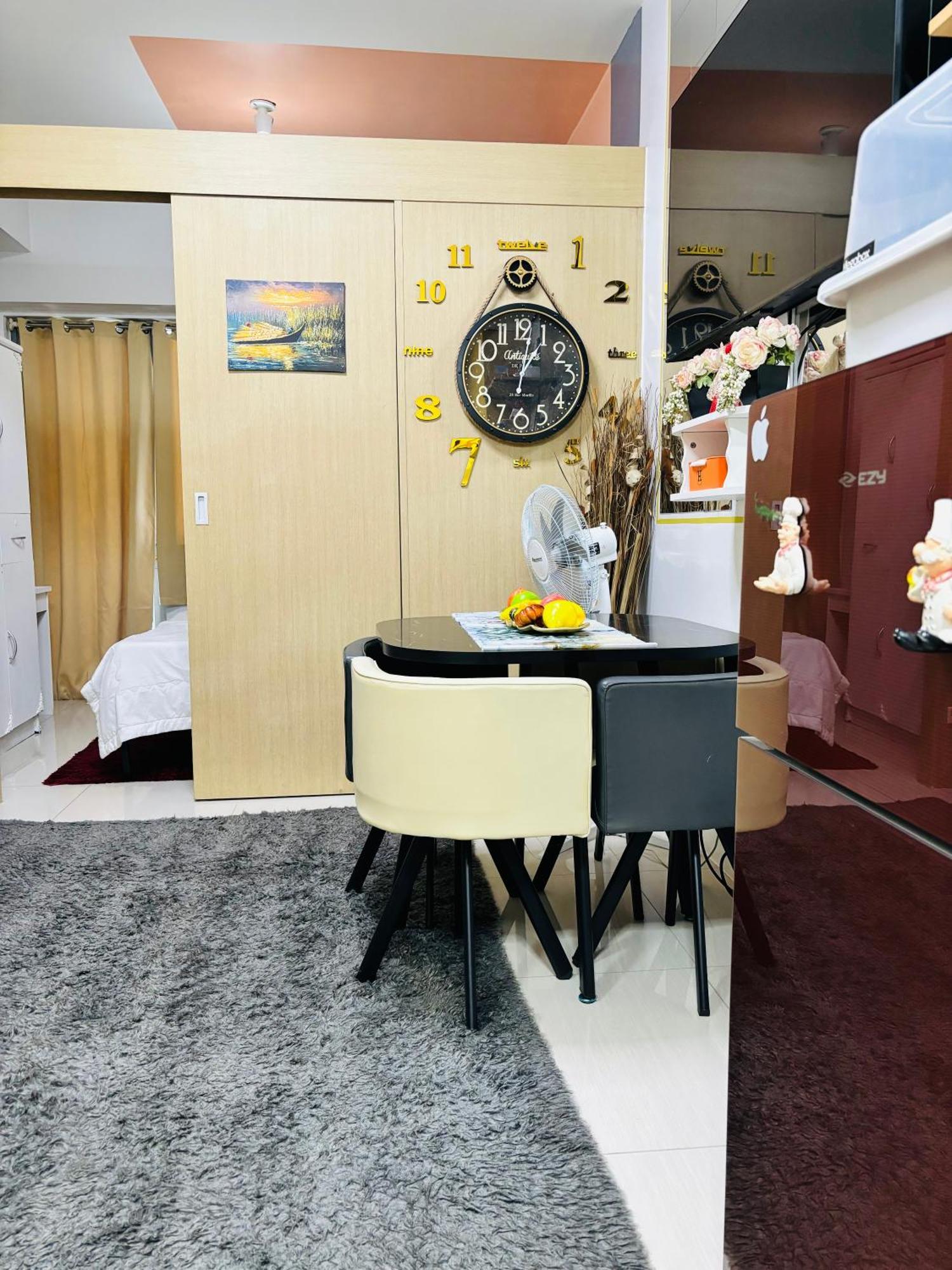 מנילה Myrvin At Grass Residences, Qc מראה חיצוני תמונה