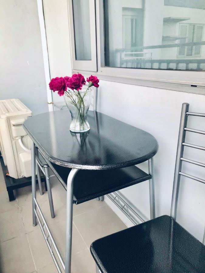 מנילה Myrvin At Grass Residences, Qc מראה חיצוני תמונה